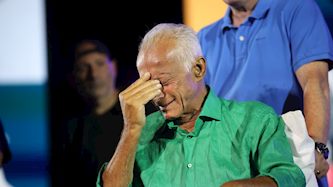 מתי כספי בוכה, צילום: אלון לוין